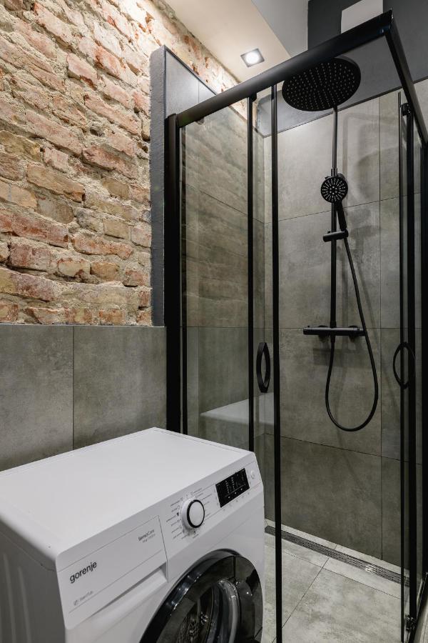 Oomph Warsaw Nowy Swiat Apartment Екстер'єр фото